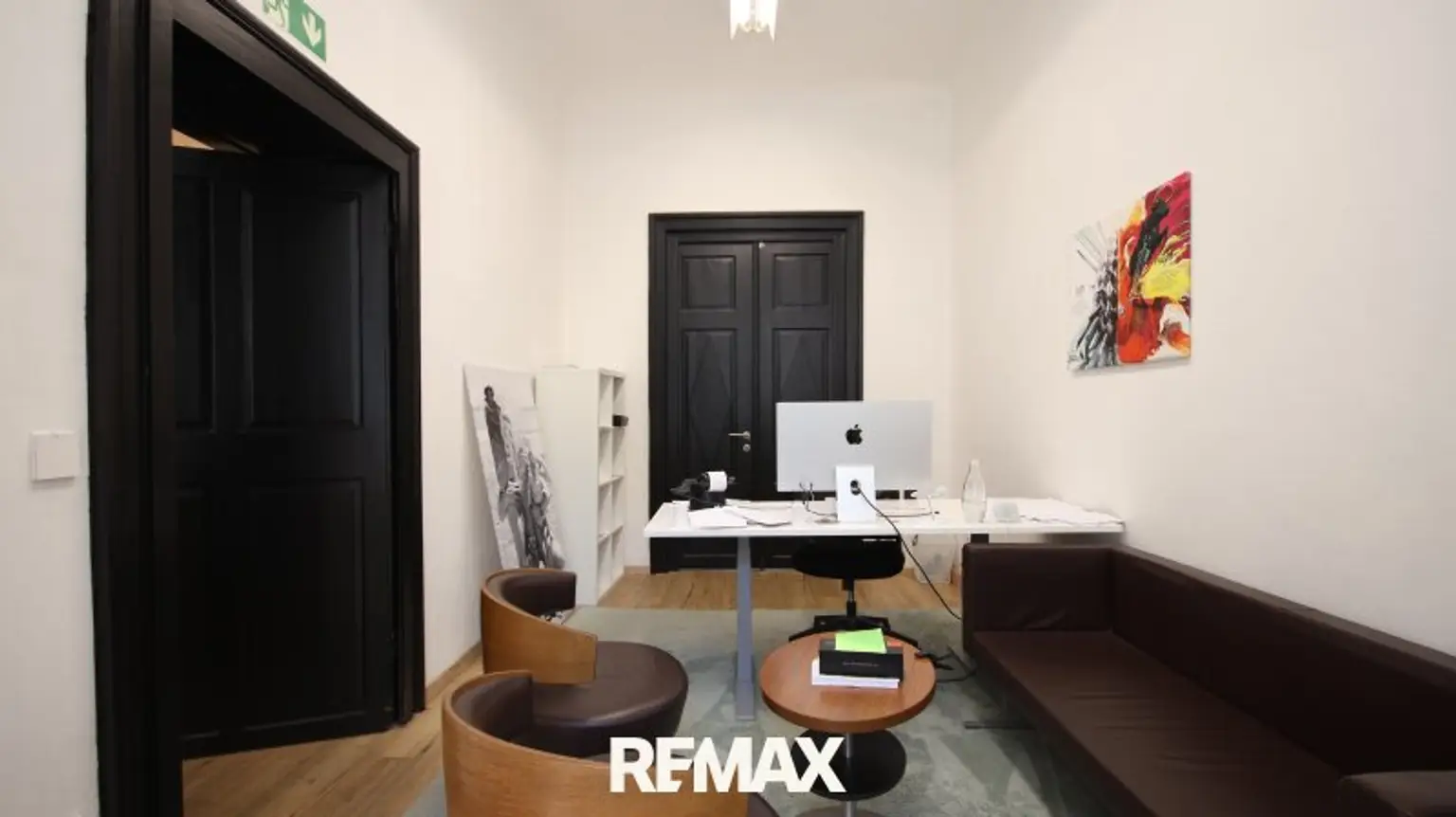 Ruhiges Innenhofbüro