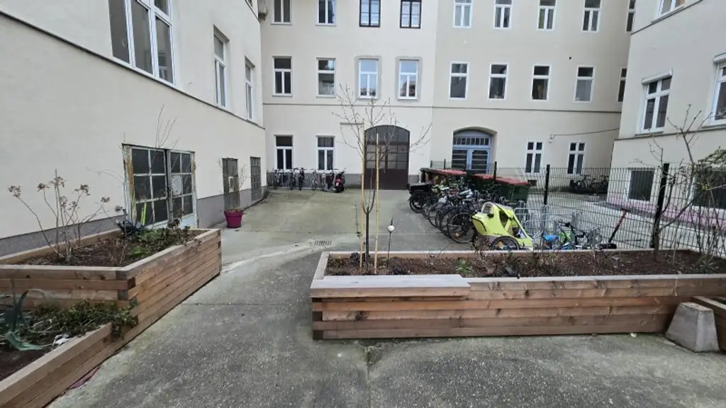 Unsaniert, ein Zimmer- Wohnung, Messe Prater U2