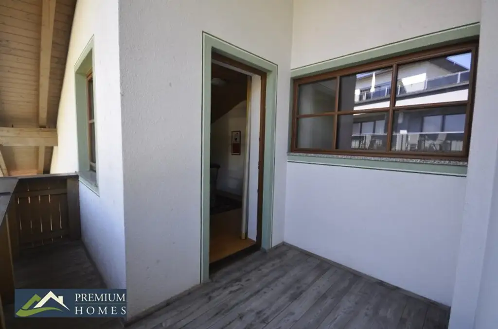 FÜGENBERG - Es erwartet Sie eine Doppelhaushälfte in Aussichtslage - 5 Zimmer, Garten & 2 Balkone!