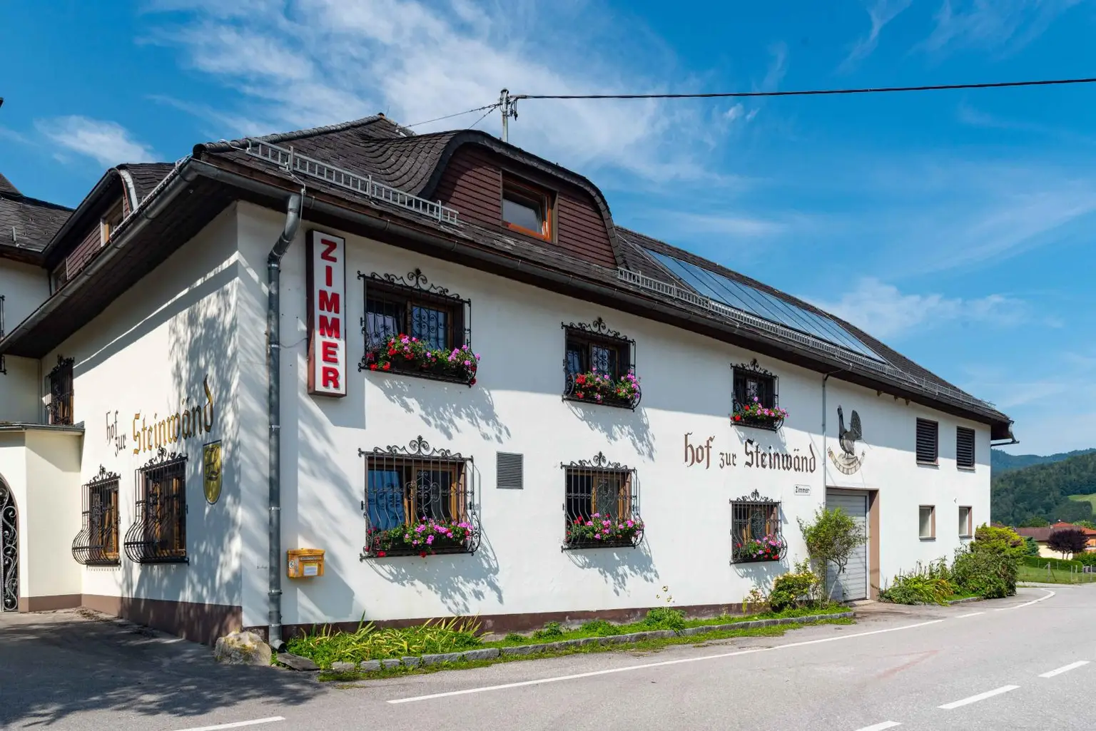 "Hof zur Steinwänd" Gasthof und Bauernhof mit Fremdenzimmern - Wald und Wiesen!