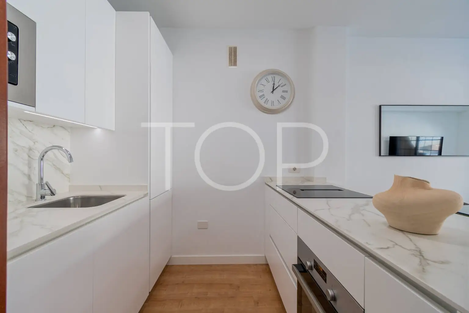 Apartment-El-Palm-Mar-Kitchen3-Tenerife