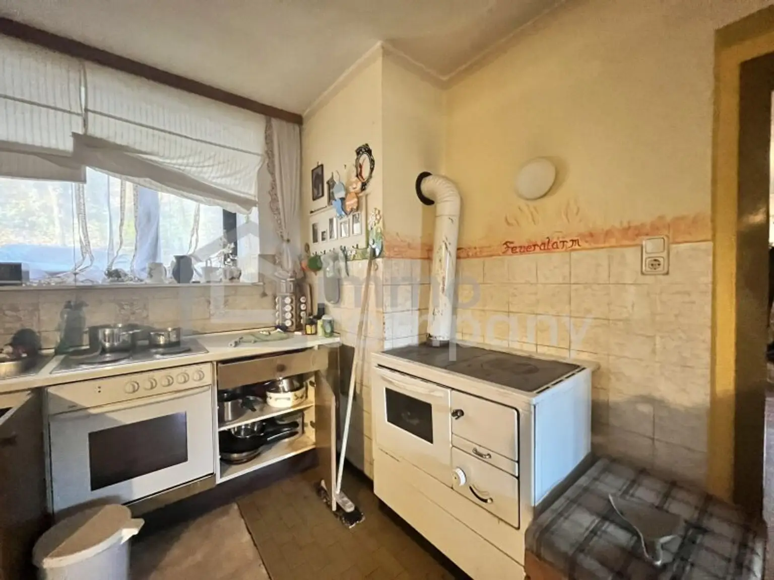 WO RUHE WOHNT UND IDEEN WACHSEN - Hier ist Platz für Mensch & Tier