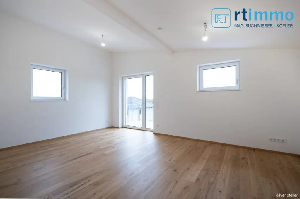 GEMÜTLICH, MODERN, ENERGIEEFFIZIENT:  Fünf 2 Zimmer- Mietwohnungen mit Außenflächen warten auf Sie!