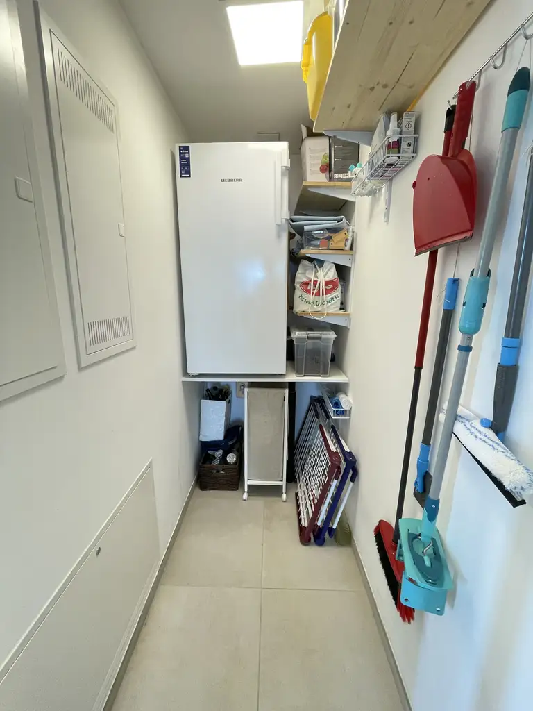 Helio Tower - 3 Zimmer - 31.Etage - Balkon mit sensationellem Blick über Wien!