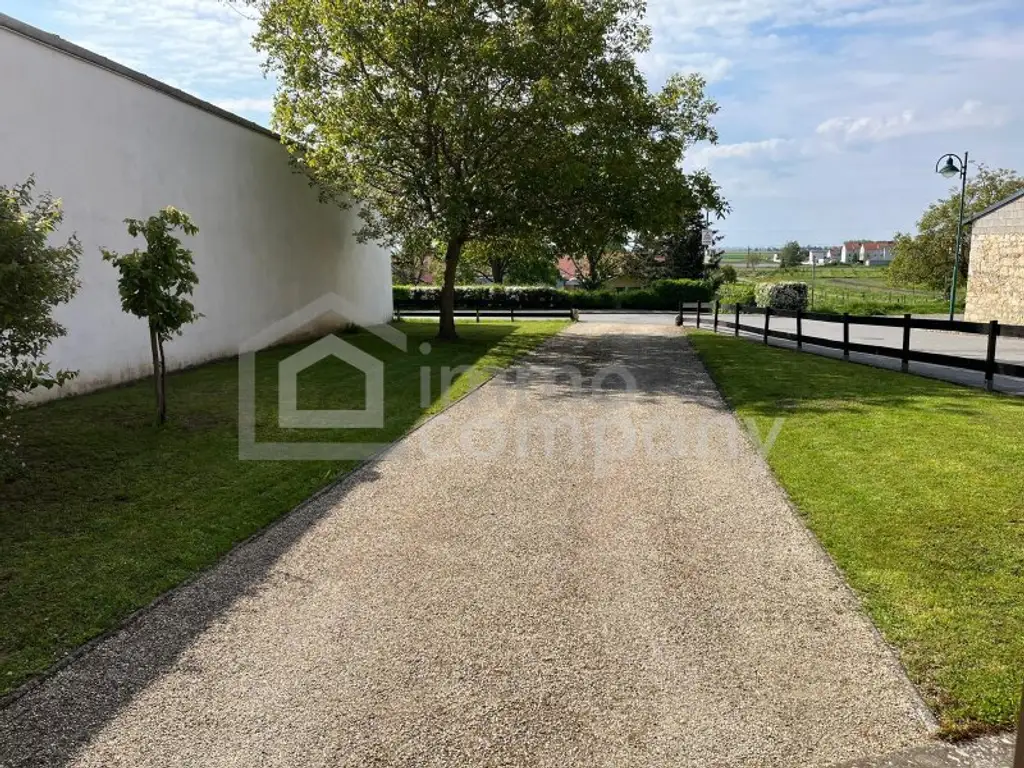 Einzigartiger Streckhof  - liebevoll gepflegt!