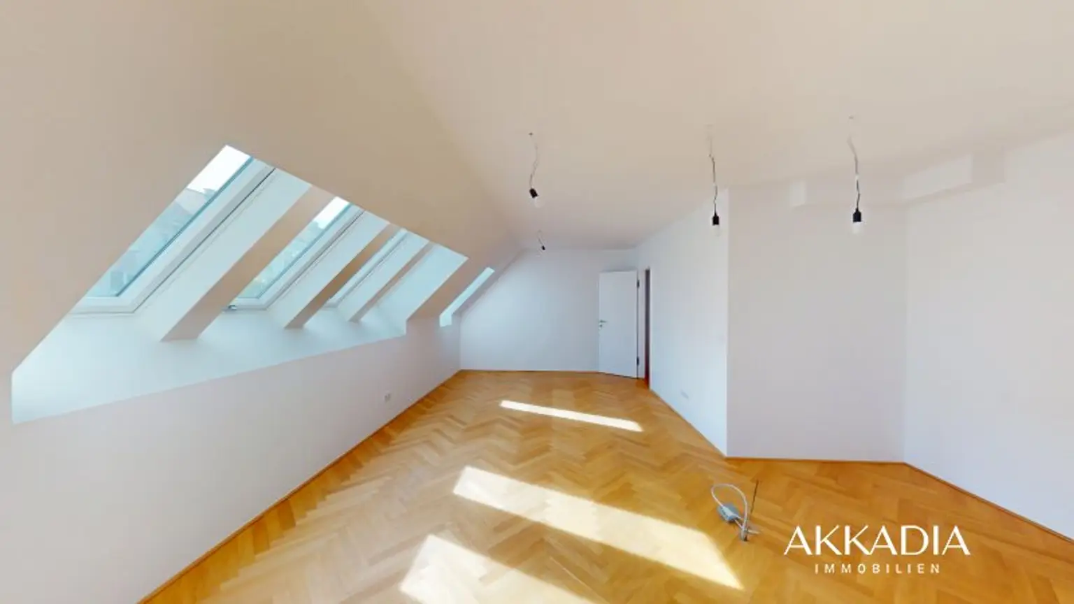 Charmante 2-Zimmer-Dachgeschoßwohnung im 9. Bezirk