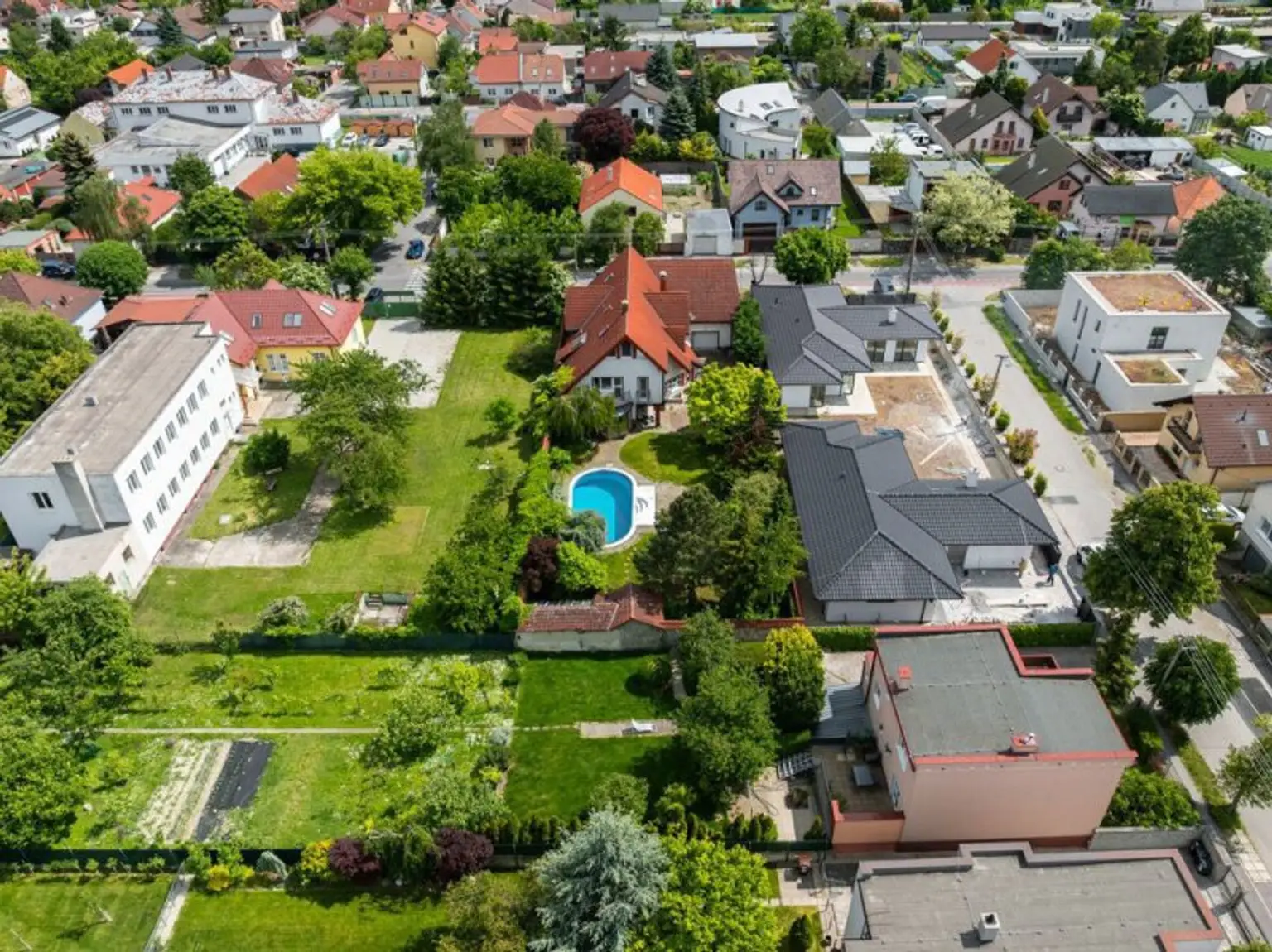 Großzügiges Büro/ Praxis in Bratislava!