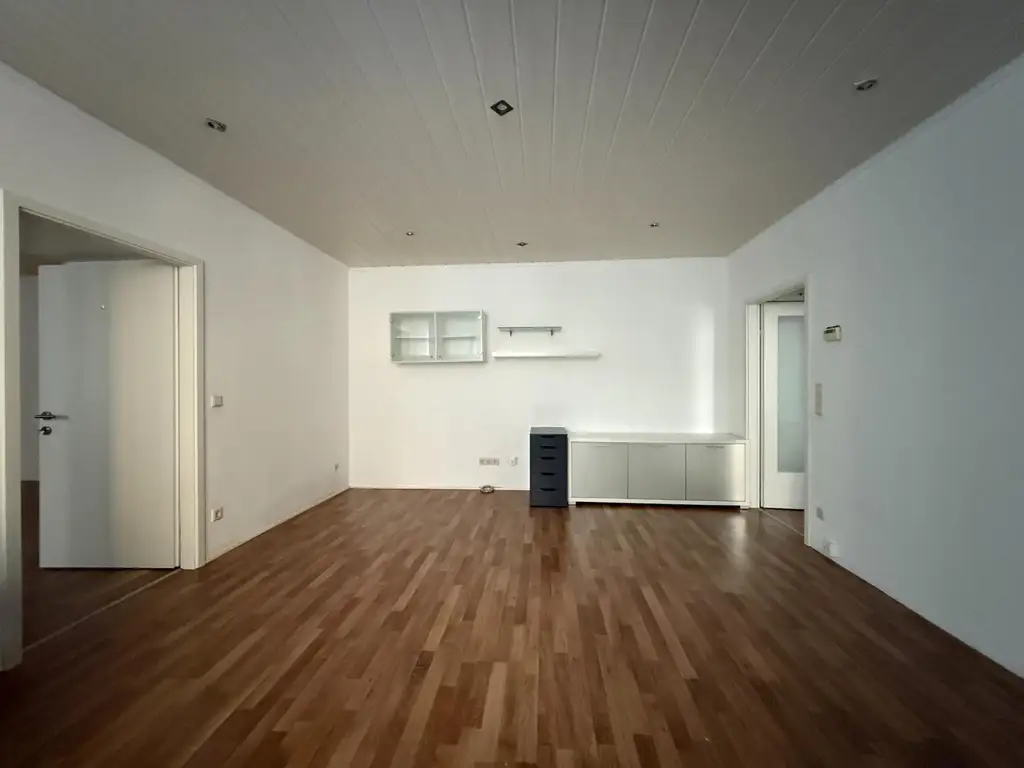 " 2,5-Zimmer mit Homeoffice-Möglichkeit und Top-Infrastruktur "