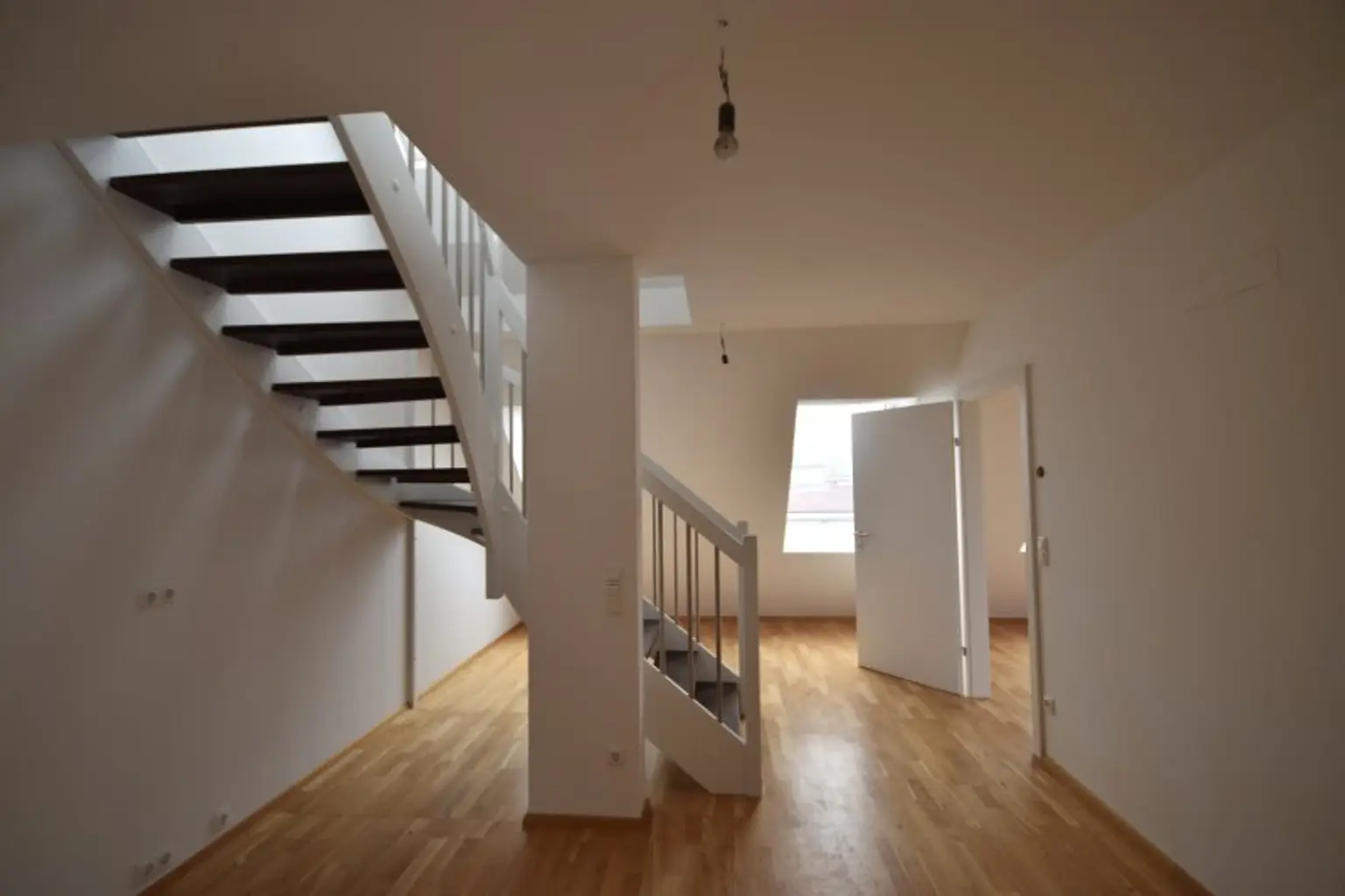 Ansicht - Traumhafte 3-Zimmer-Maisonette mit Dachterrasse Kauf 17. Bezirk Wien