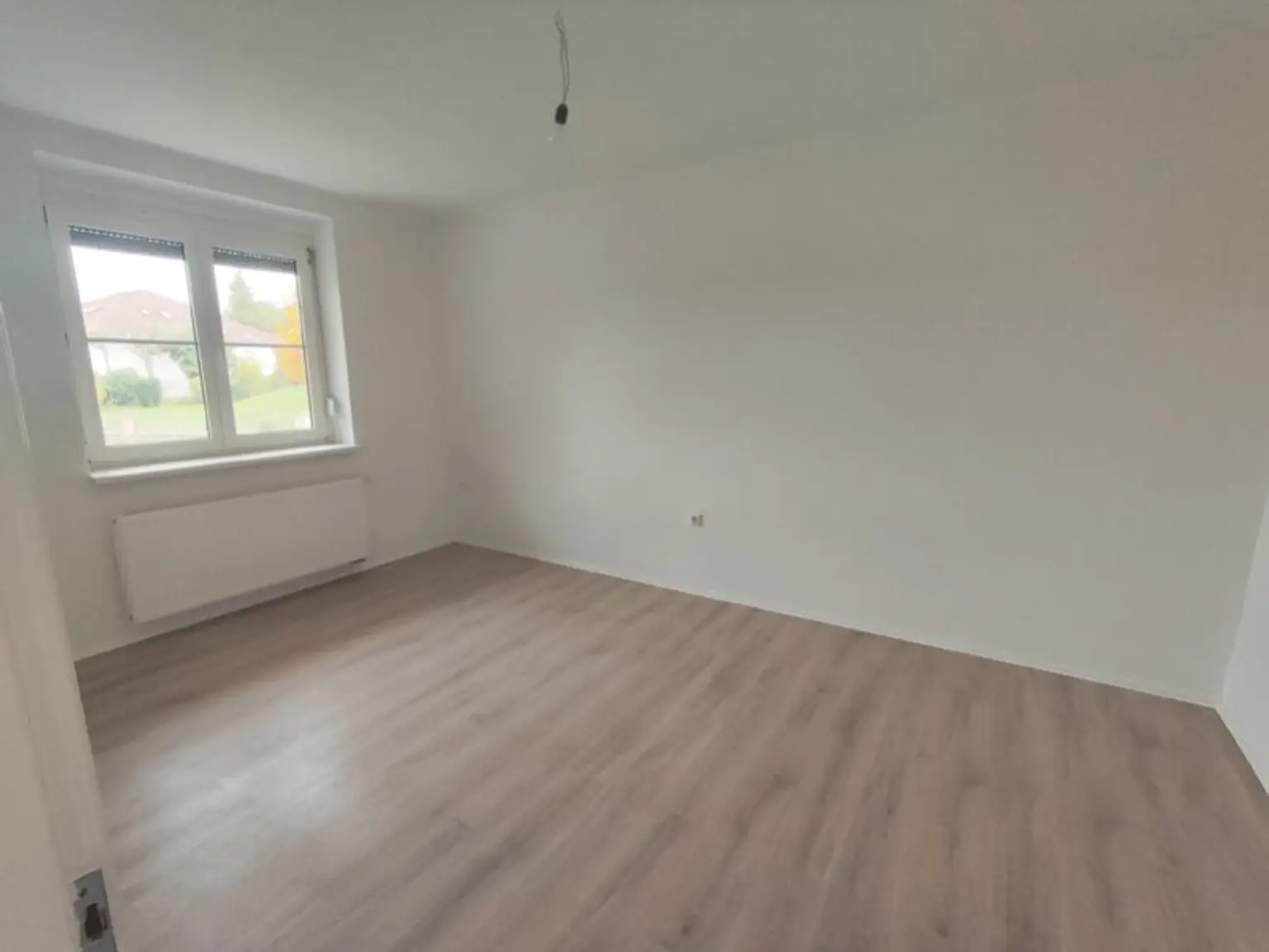 Frisch renovierte Eigentumswohnung mit 2 Balkonen in Siegendorf – Ihr neues Zuhause!