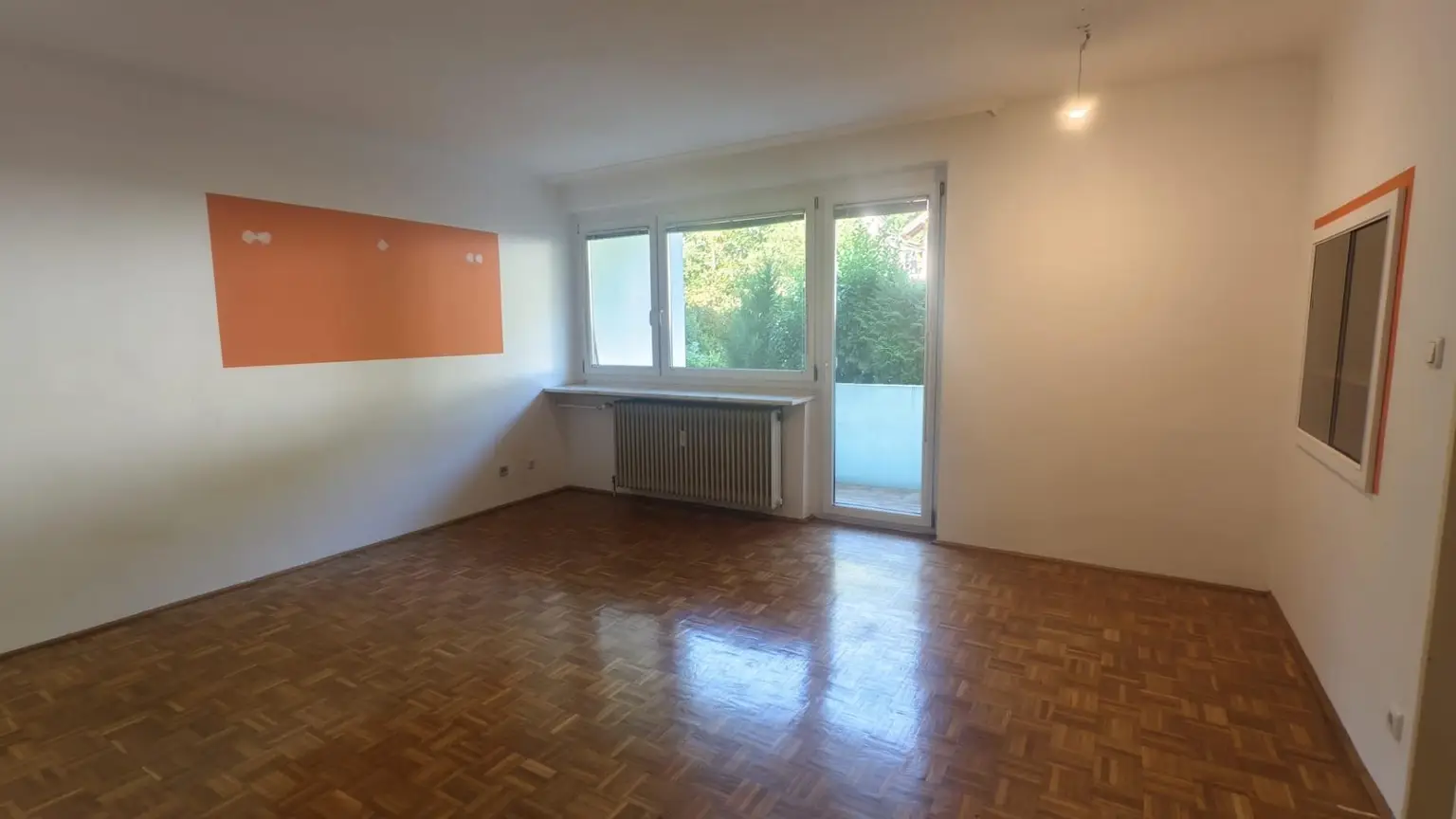 Sehr schöne Eigentumswohnung mit Blick ins Grüne