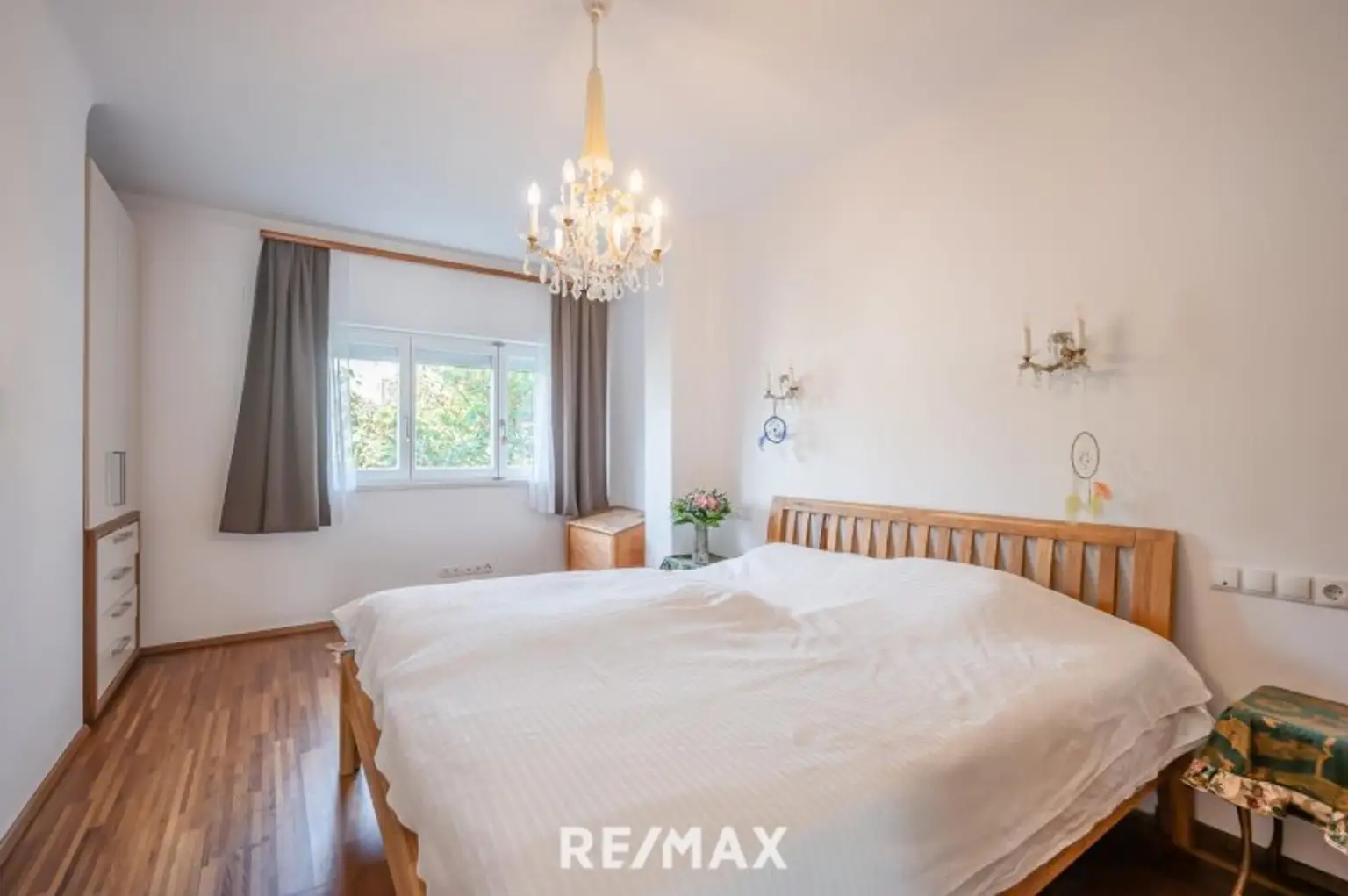 Seltene Gelegenheit in Döbling! Zentrales Luxus-Penthouse mit vier Dachterrassen und Pool