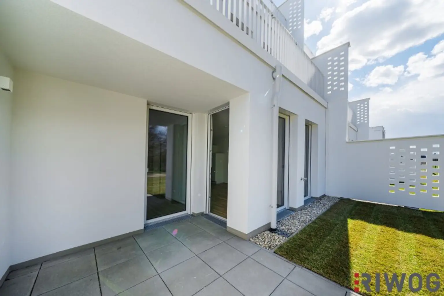 Erstbezug nach Neuerrichtung - Moderne 2-Zimmer-Wohnung mit großem Eigengarten