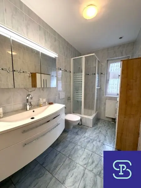 Badezimmer EG
