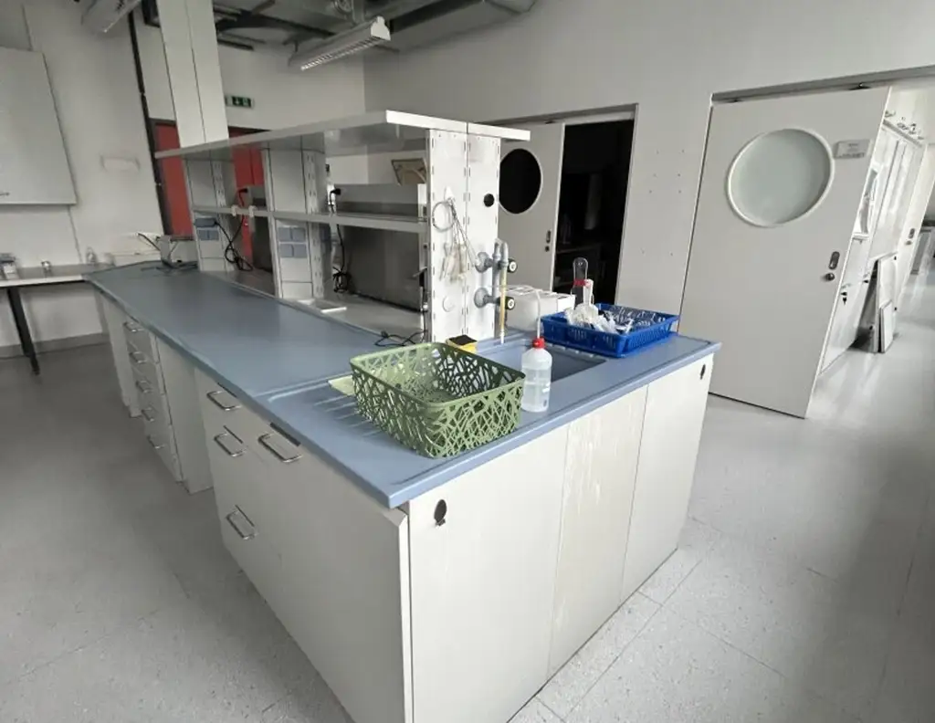 Vollausgestattete Laborflächen im Vienna Bio Center