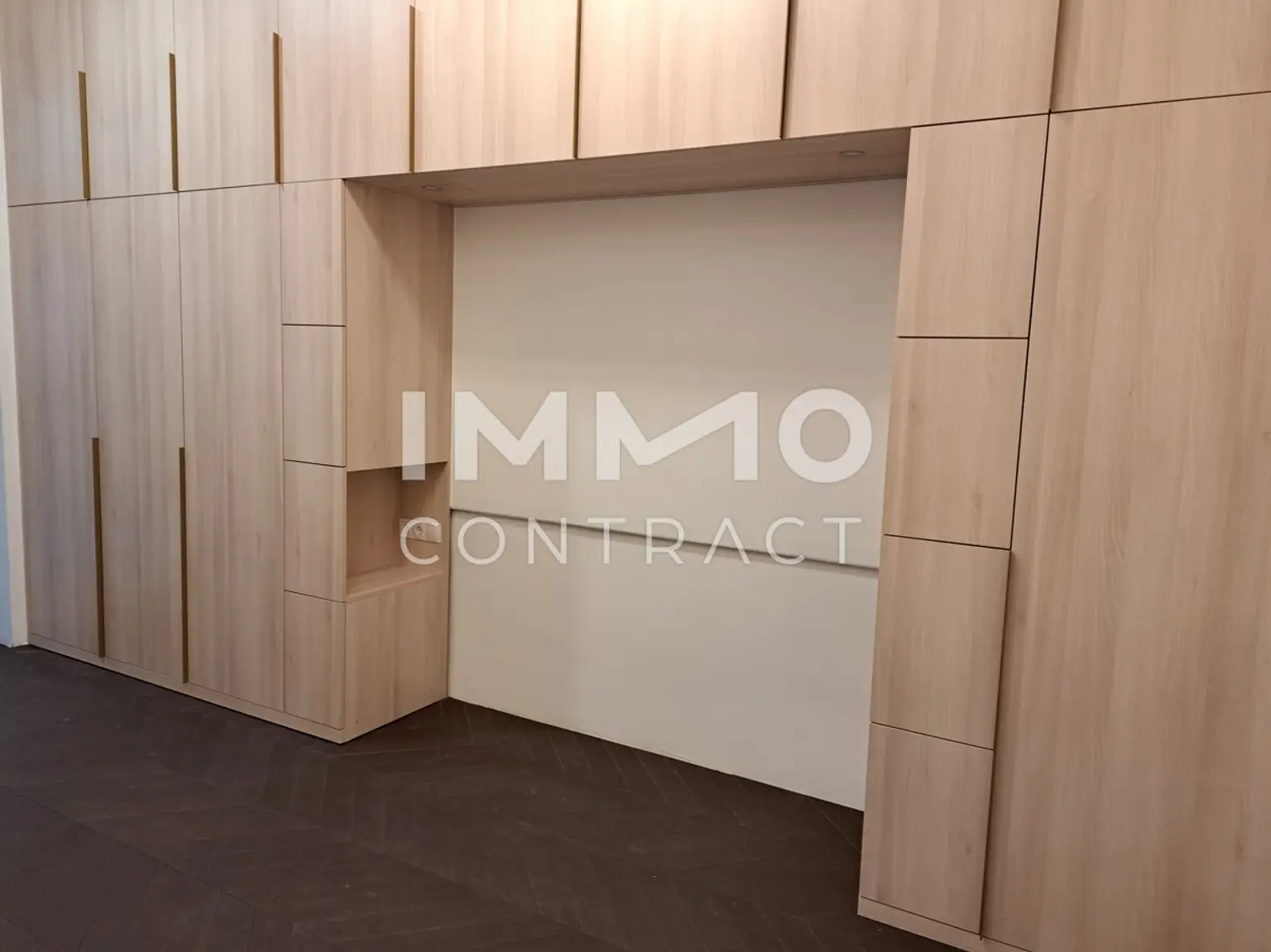 Einbaumöbel im 1. Schlafzimmer