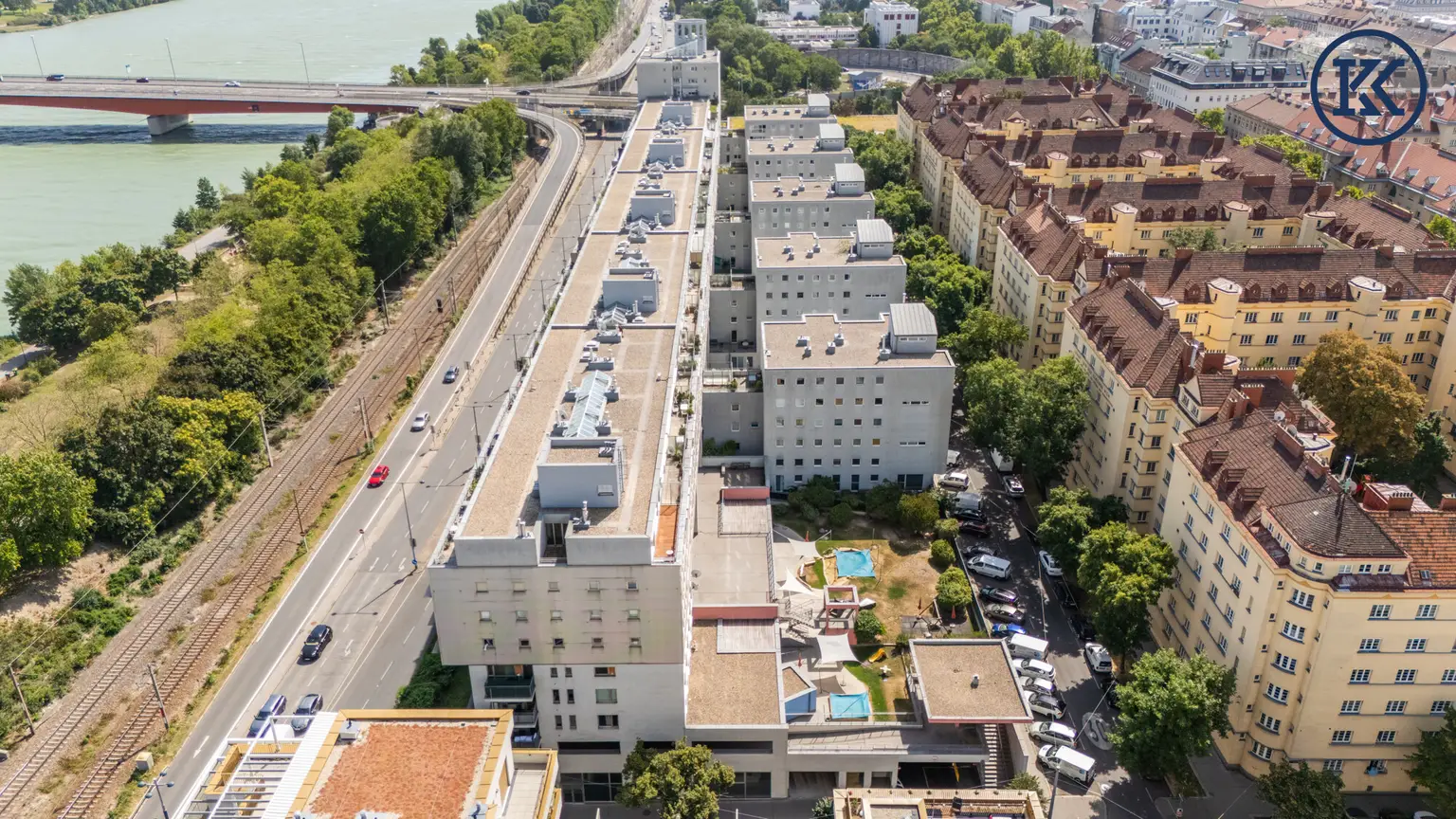 2 Zimmerwohnungen mit großer Terrasse im 8. Stockwerk!