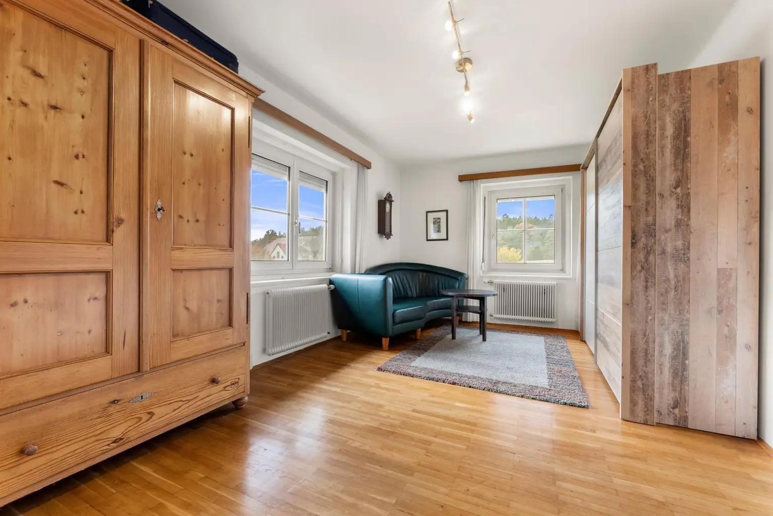 Zimmer (Haus Altbestand)