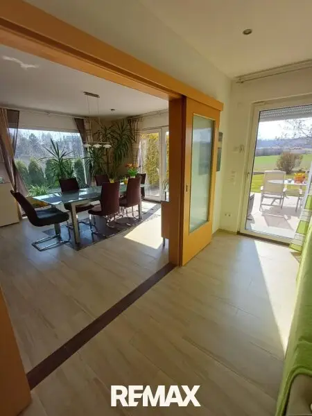 Wohnzimmer Blick Esszimmer