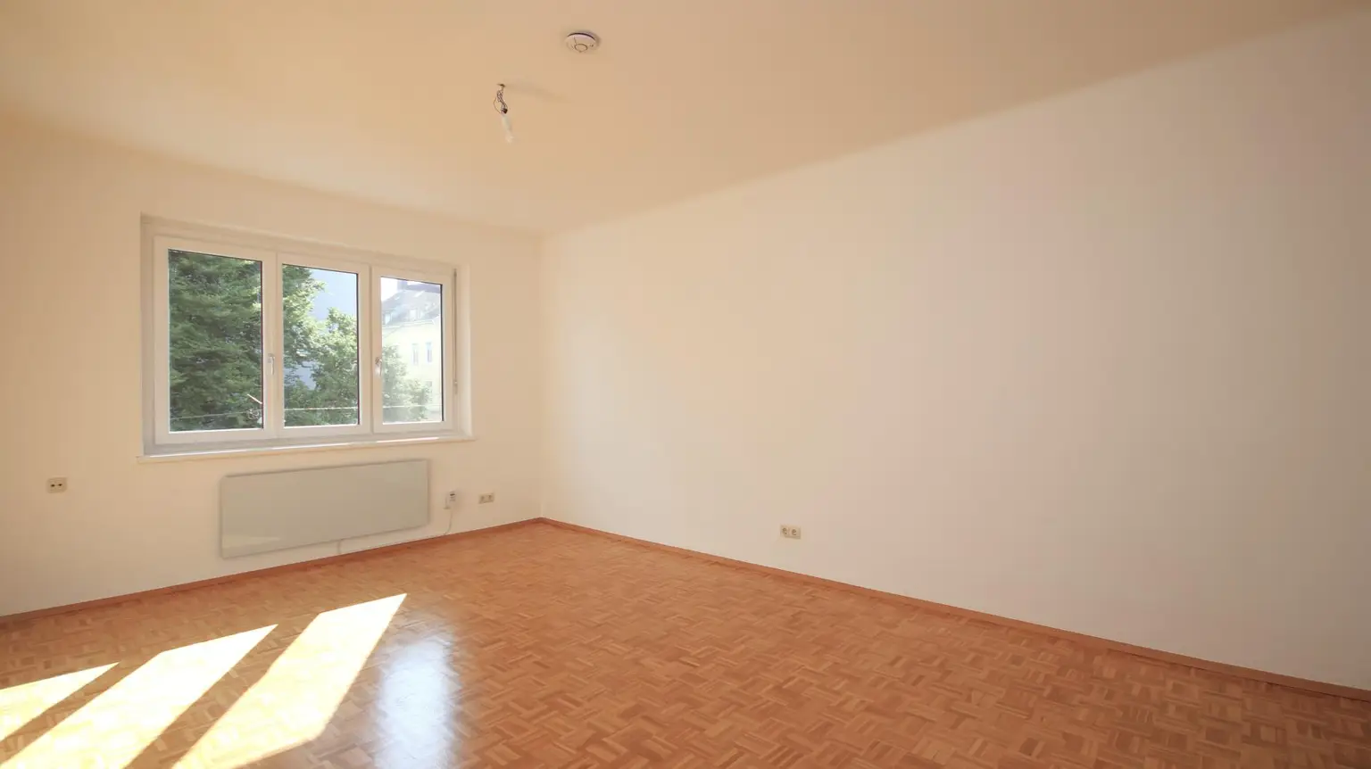 City-Refugium in Toplage – Ruhig, Modern & Perfekt angebunden!