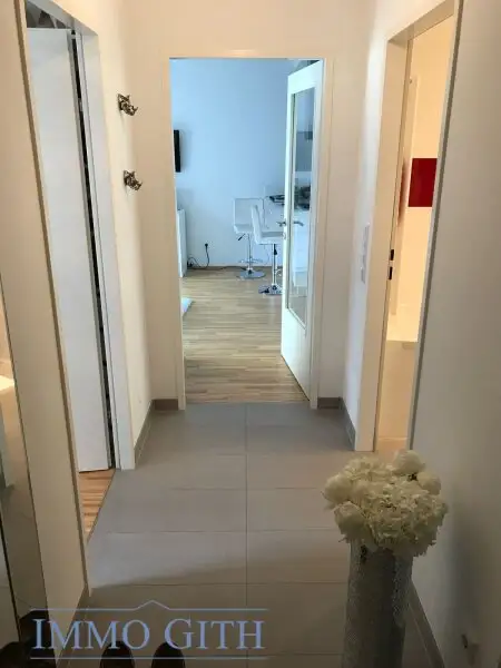 MODERNE & HELLE CA. 45 m² GROSSE 2-ZIMMER-WOHNUNG MIT LIFT, KELLERABTEIL IN DER RÖMERGASSE (1160 WIEN) ZU MIETEN!
