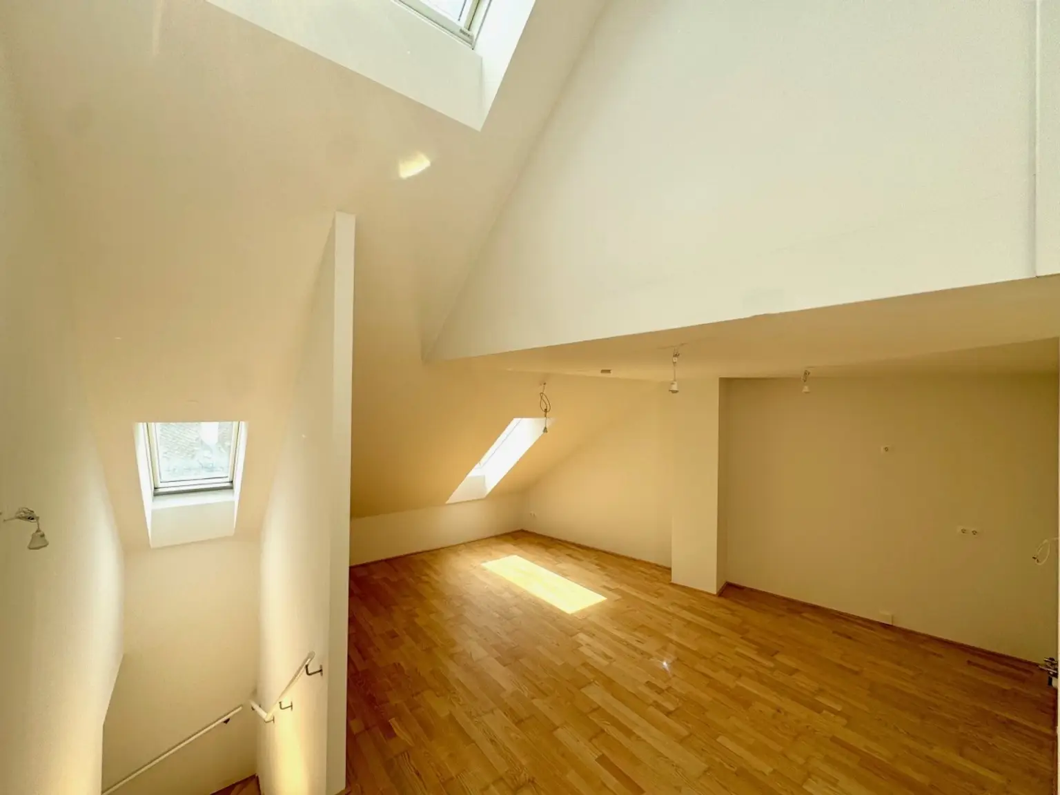 N | ++ NEU ++ Moderne WOHNUNG mit Galerie und PRIVATER TERRASSE | Prima Service Immobilien