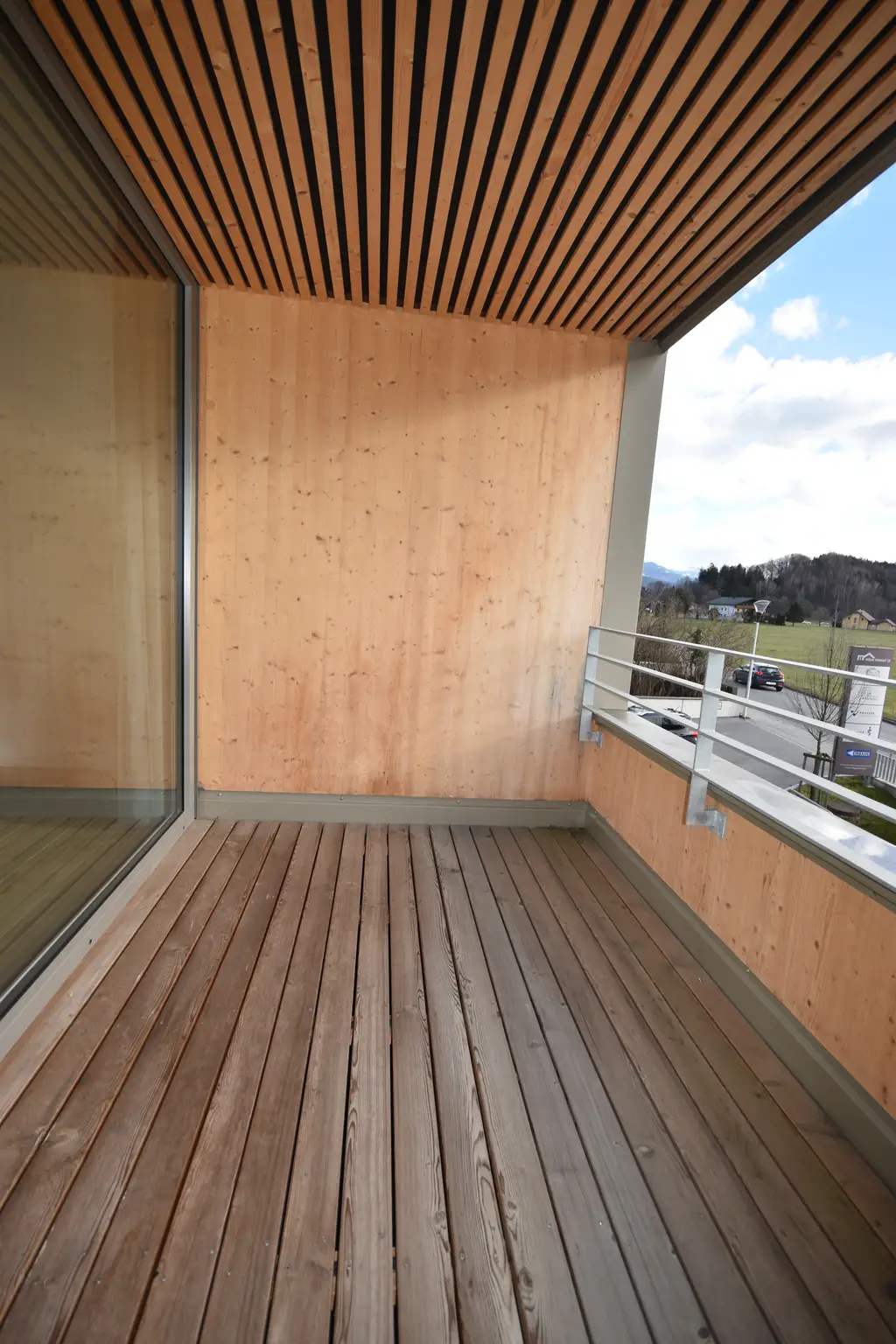 "GRÖDIG - Modernes und geräumiges Appartement mit großer Loggia und Bergblick"