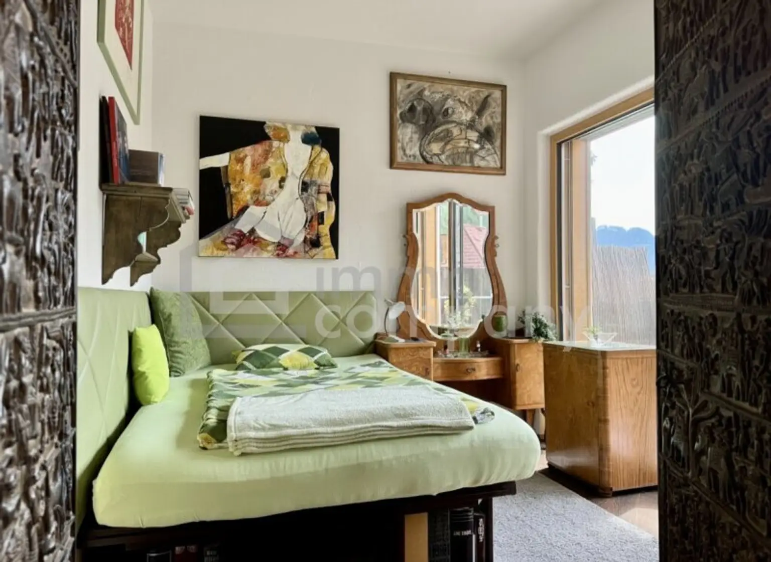 Wohnung mit Seeblick, Loggia in Unterach am Attersee! Nur wenige Schritte zum See!