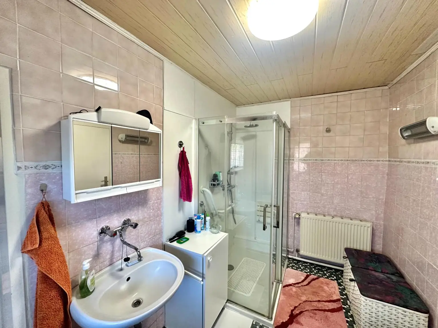 Ankommen & wohlfühlen – Ihr gepflegtes Landhaus in Ringelsdorf