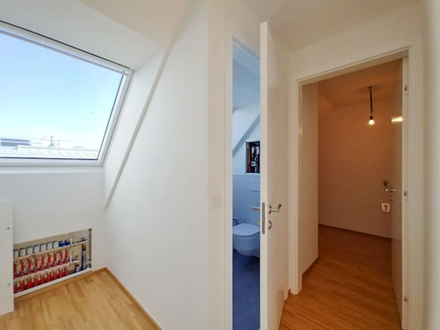 Hochwertige DG-Wohnung mit 3 Terrassen in der Staudgasse