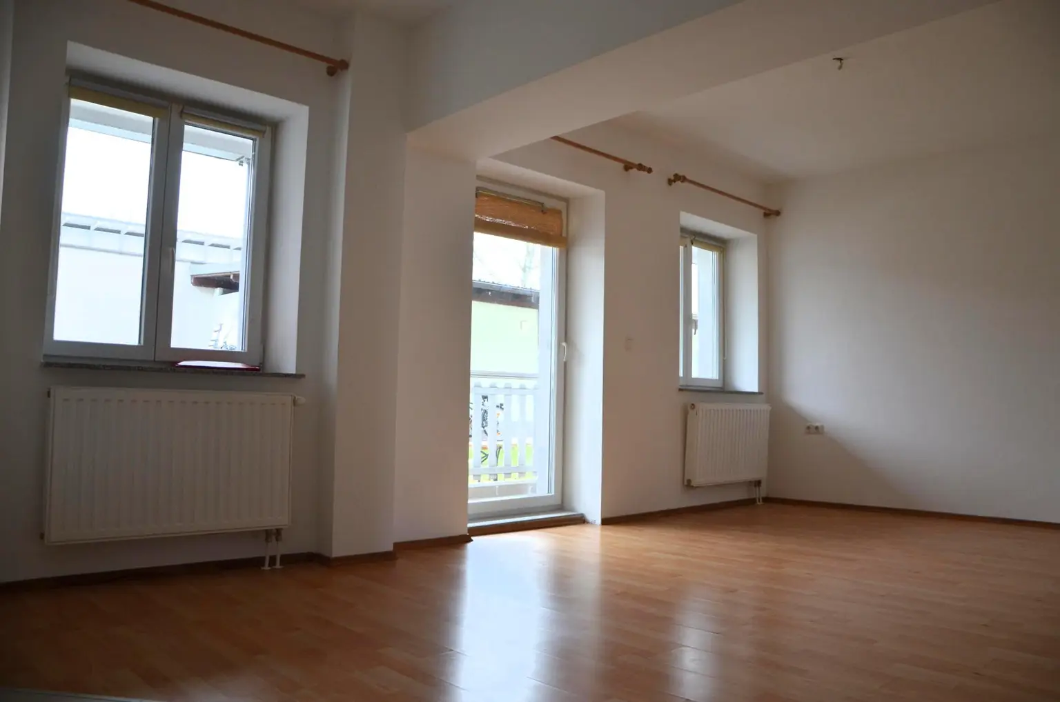 2 Raumwohnung mit Terrasse
