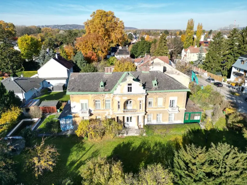 Zentral gelegenes Mehrfamilienhaus auf parkähnlichem 1.606 m²  Grundstück