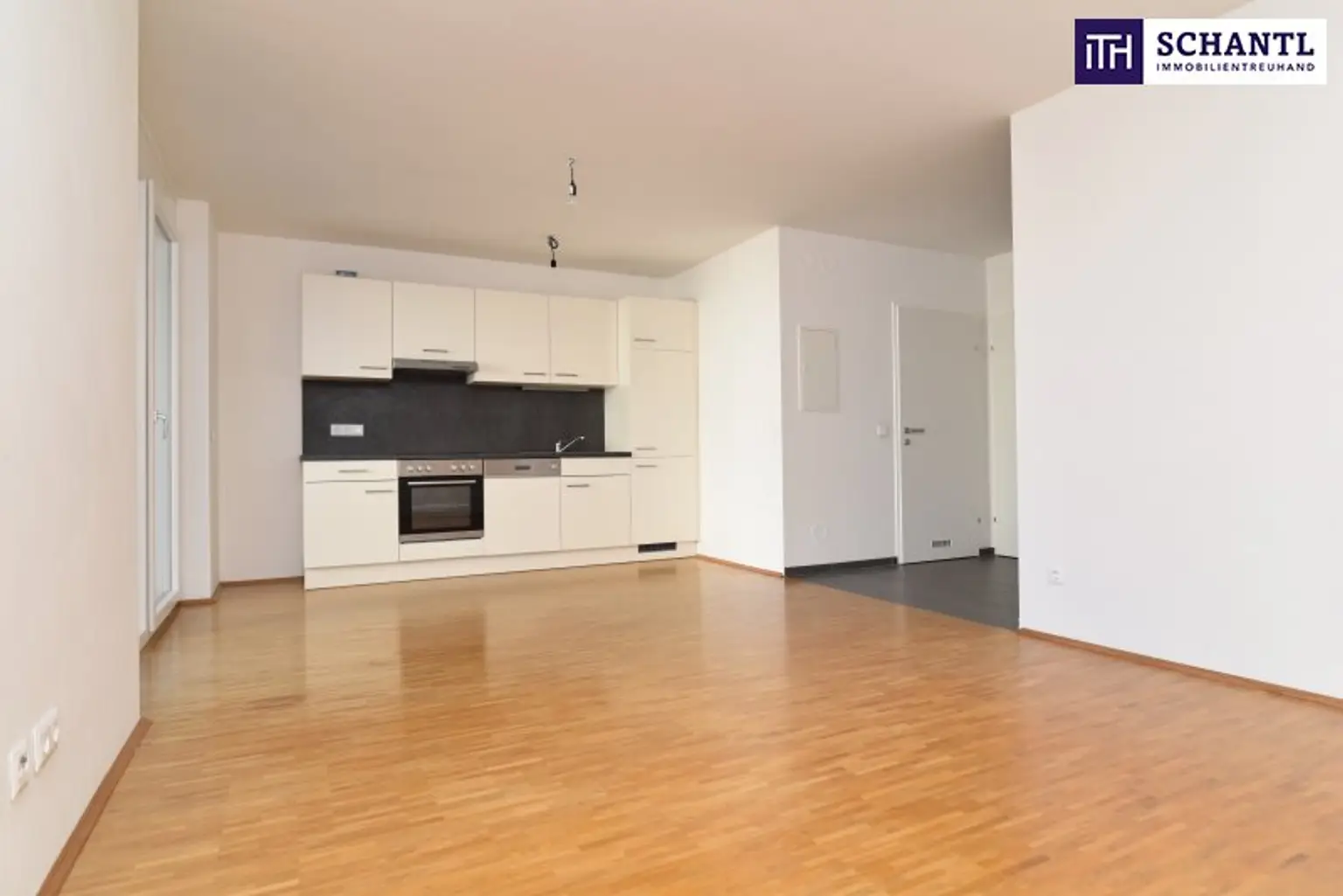 RUHIGE Innenhof-Eckwohnung, toll geschnitten, hell und freundlich, mit sensationell niedrigen Heizkosten - Erdwärme!