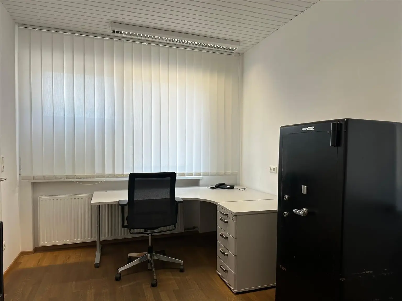 Büro-, oder  Praxisräumlichkeiten  - auch teilbar