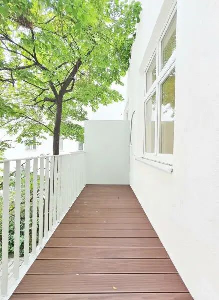 ++NEU++ Premium-Erstbezug 4-Zimmer-Stilaltbau plus 2 BALKONEN mit luxuriösem Finish! ++Absolut ruhig gelegen in Top Location NÄHE Urania! U-Bahn & CAT ++