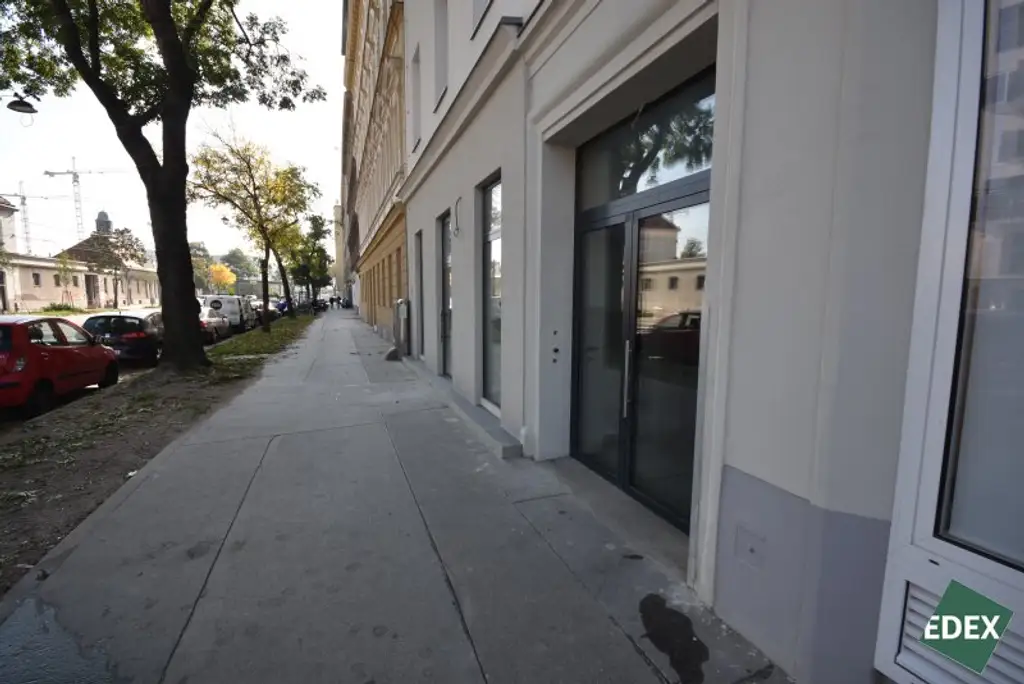 Moderne Büro-/Praxisfläche mit hochwertiger Ausstattung!