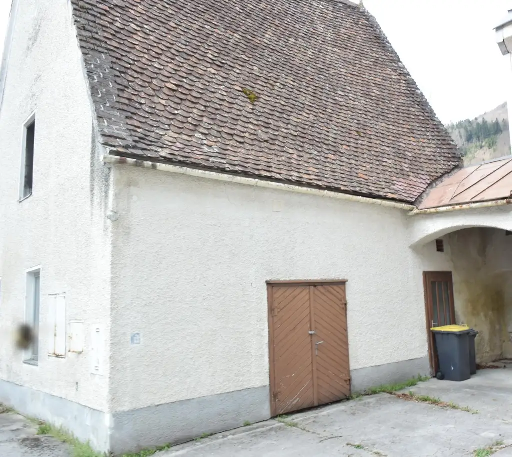 Althaus mit historischen Details