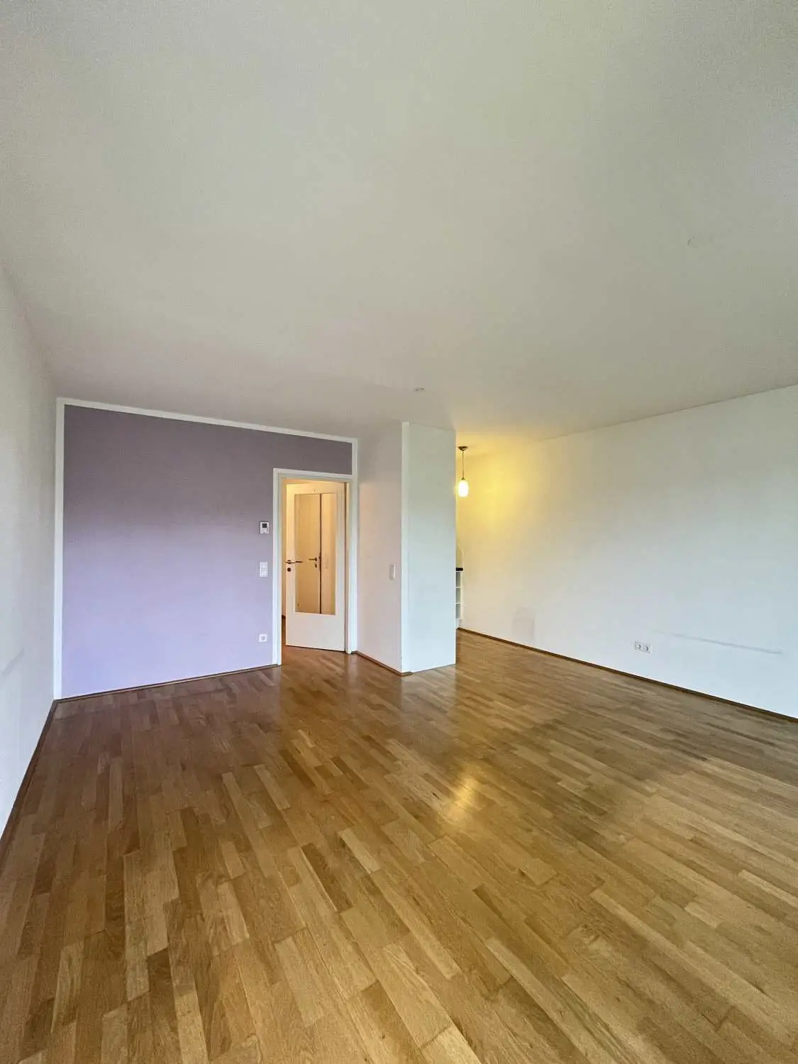 Hervorragend geschnittene 2-Zimmer-Wohnung mit Wintergarten!