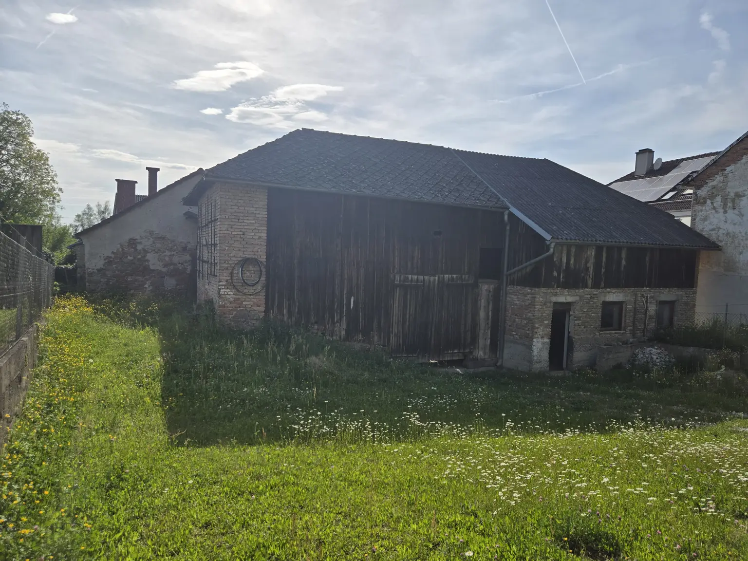 Garten mit Blick auf Stadl