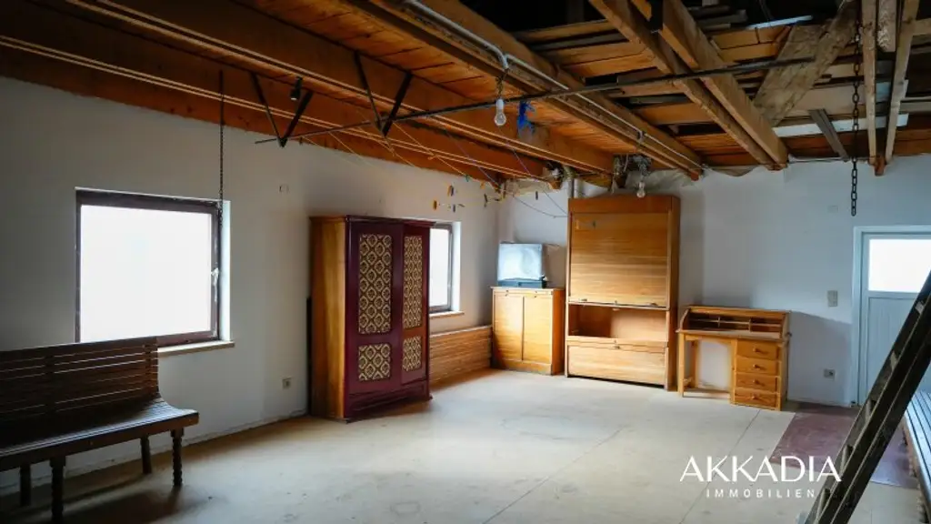 Einfamilienhaus mit viel Potenzial in ruhiger Lage von Pfaffstätten