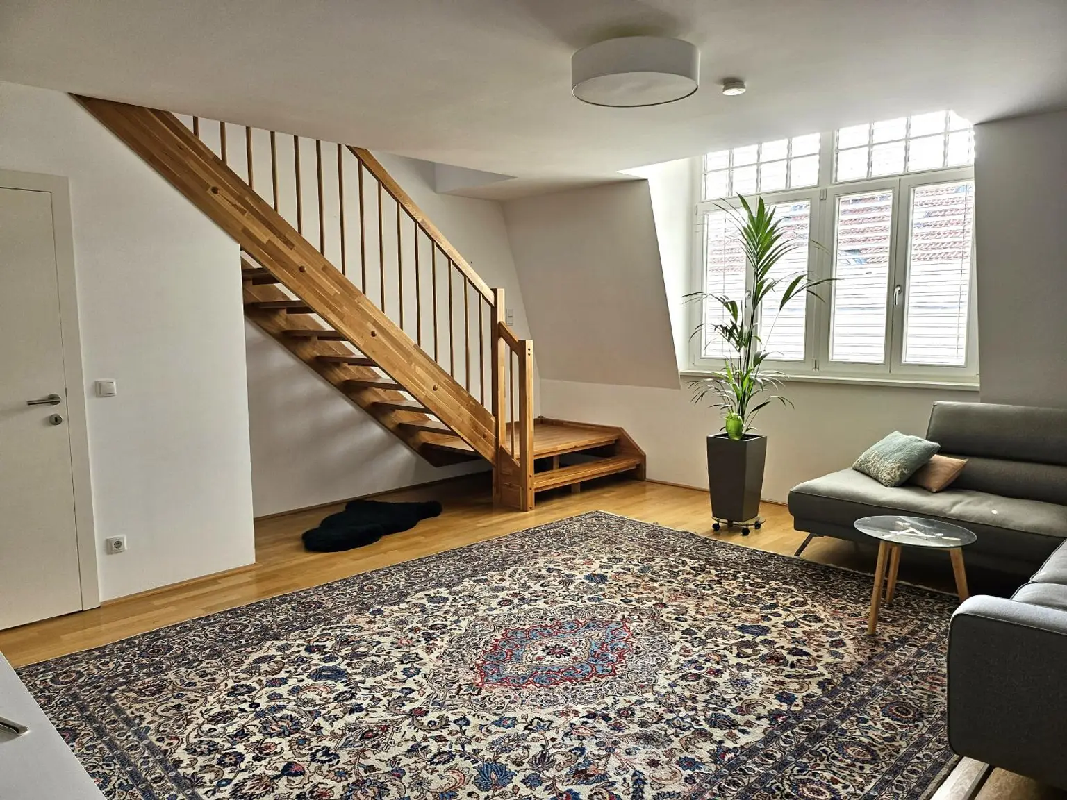 FERNBLICK ! DACHTERRASSEN ! RUHELAGE ! TERRASSENWOHNUNG ! Dachterrassen Maisonette mit herrlichem Ausblick !