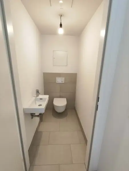 NEUBAU ERSTBEZUG! 2-Zimmer-Wohnung mit Balkon im 4. OG in 1210 Wien! Top 2/37