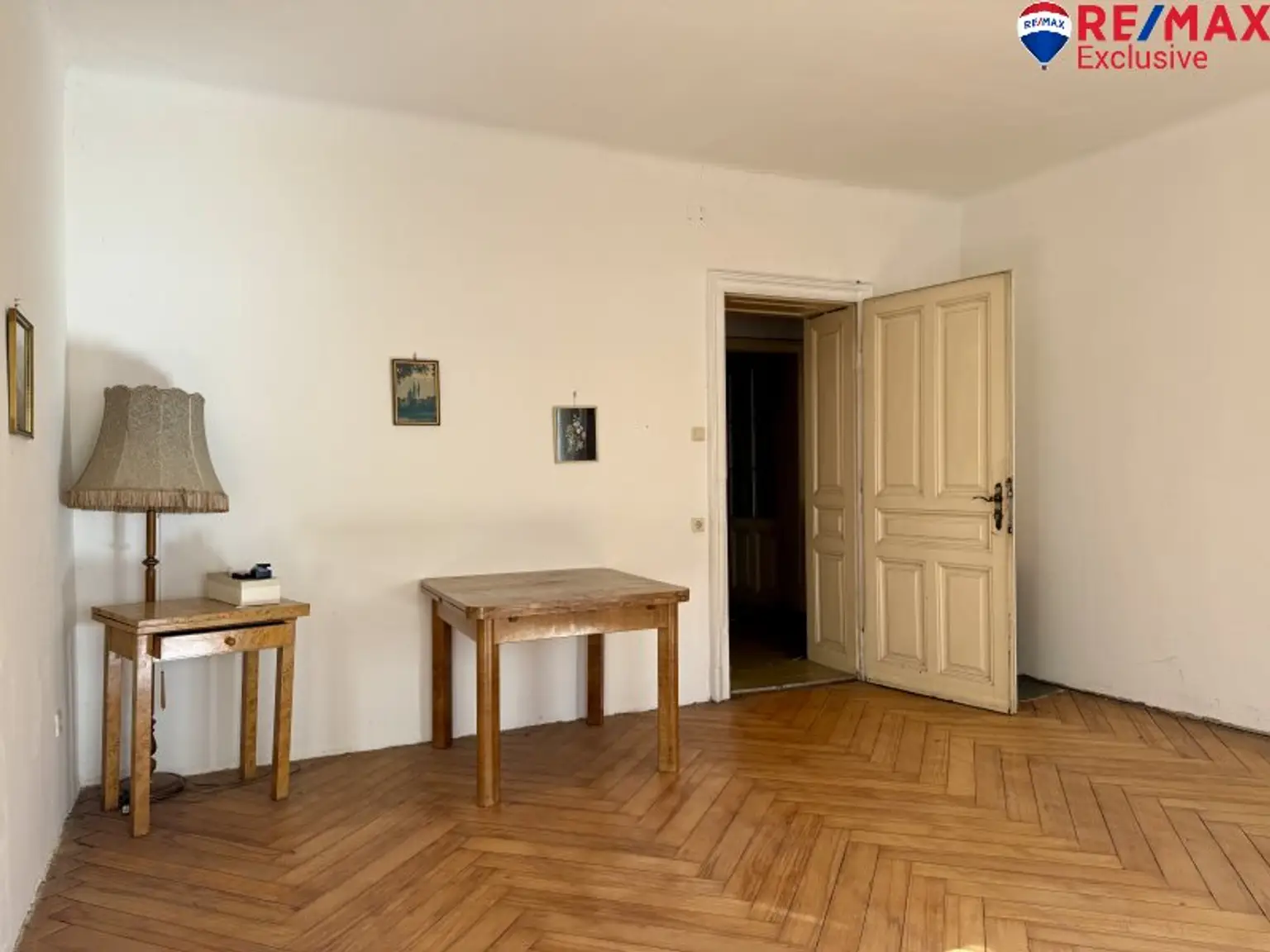 Zeitwandel - Mehrparteienhaus mit Entwicklungspotenzial in Wiener Neustadt!