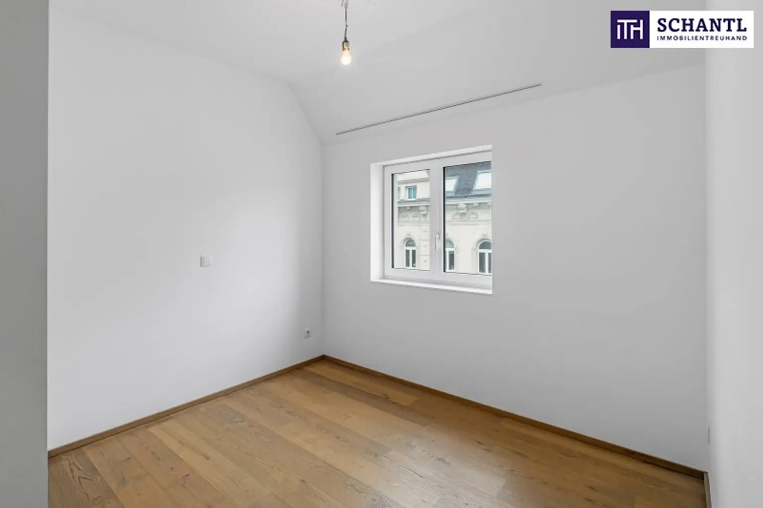 Zimmer 2, ca. 9,82 m²