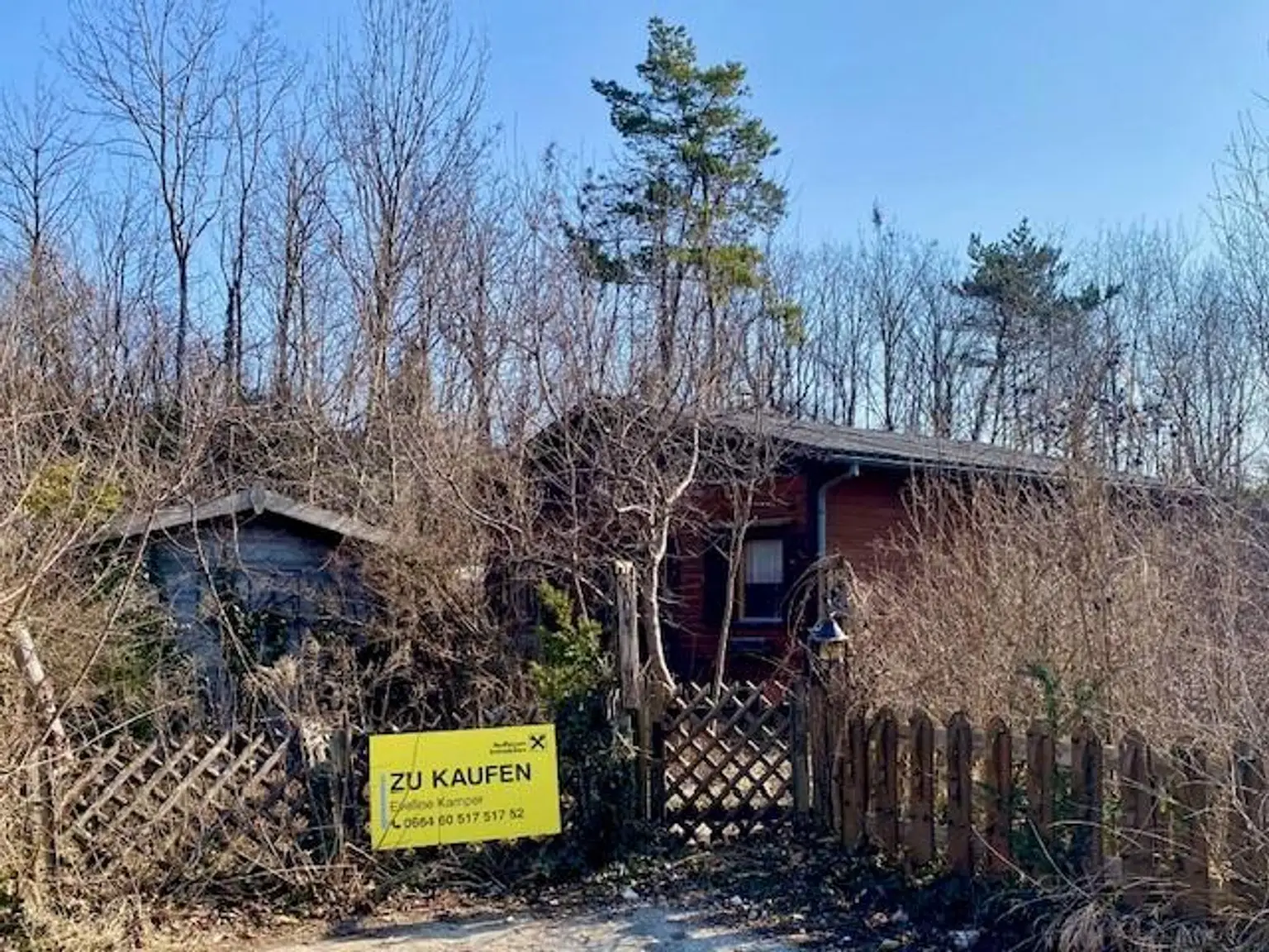 Eingang Liegenschaft