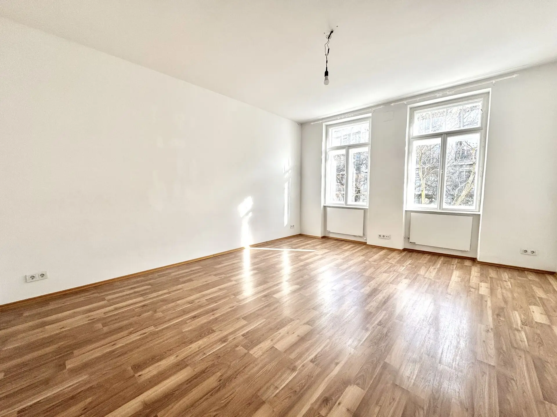 20251118_103032692_iOS