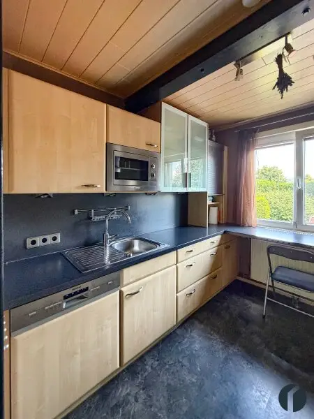 Ein Haus zum Wohnungspreis: viel Platz, Garten und Pool inklusive