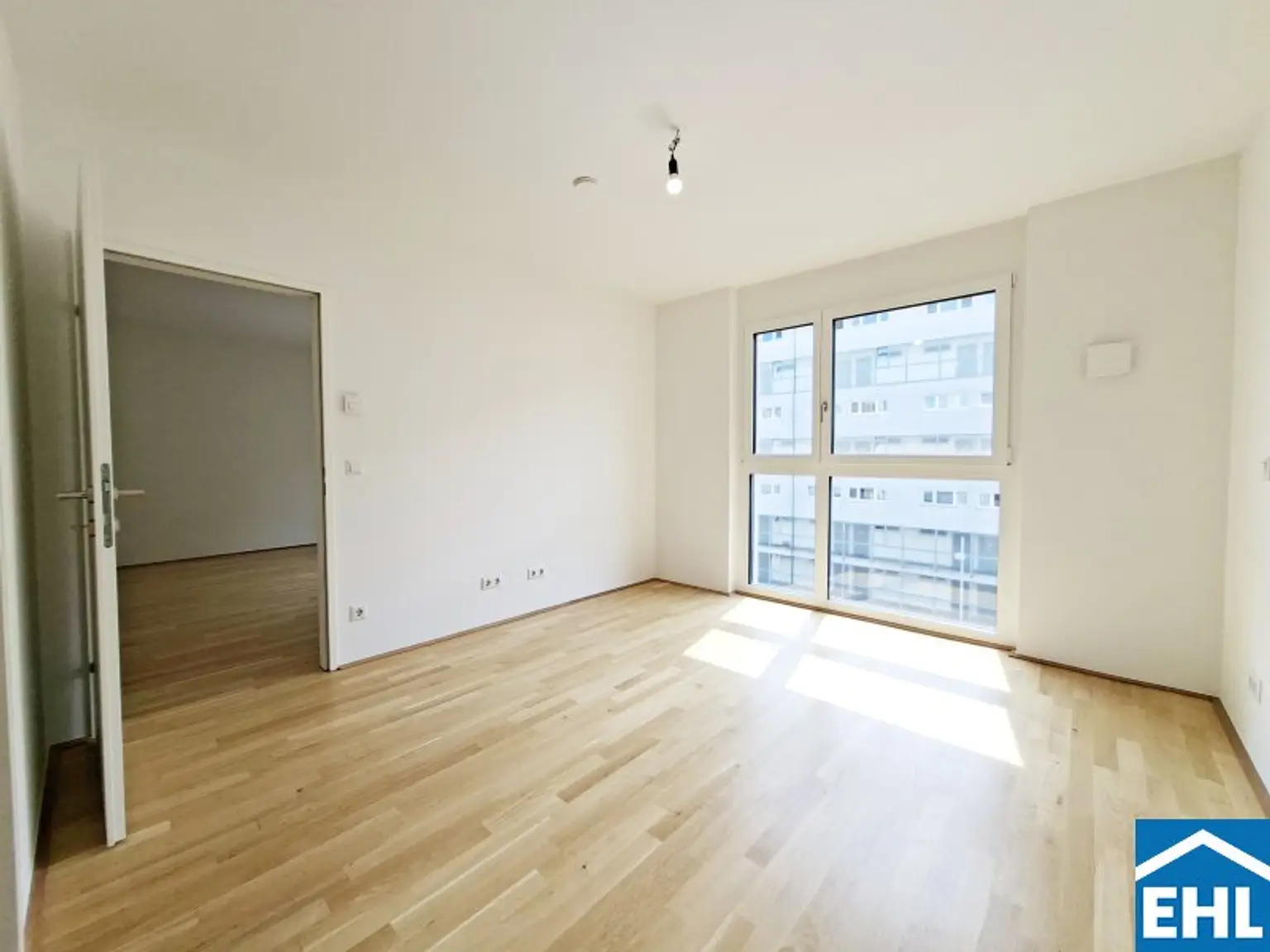 Schlafzimmer 1.2