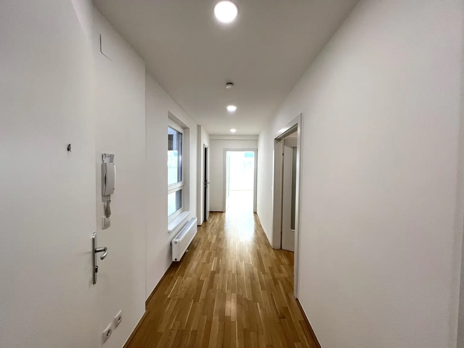 Top-Lage beim Stephansplatz: Moderne, klimatisierte Dachgeschoßwohnung im stilvollen Haus