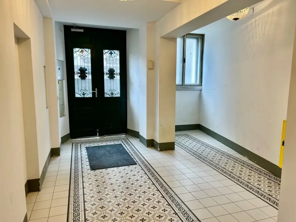 Helle, großzügige Wohnung eines stilvoll sanierten Altbauhauses – Ihr neues Zuhause in 1120 Wien!